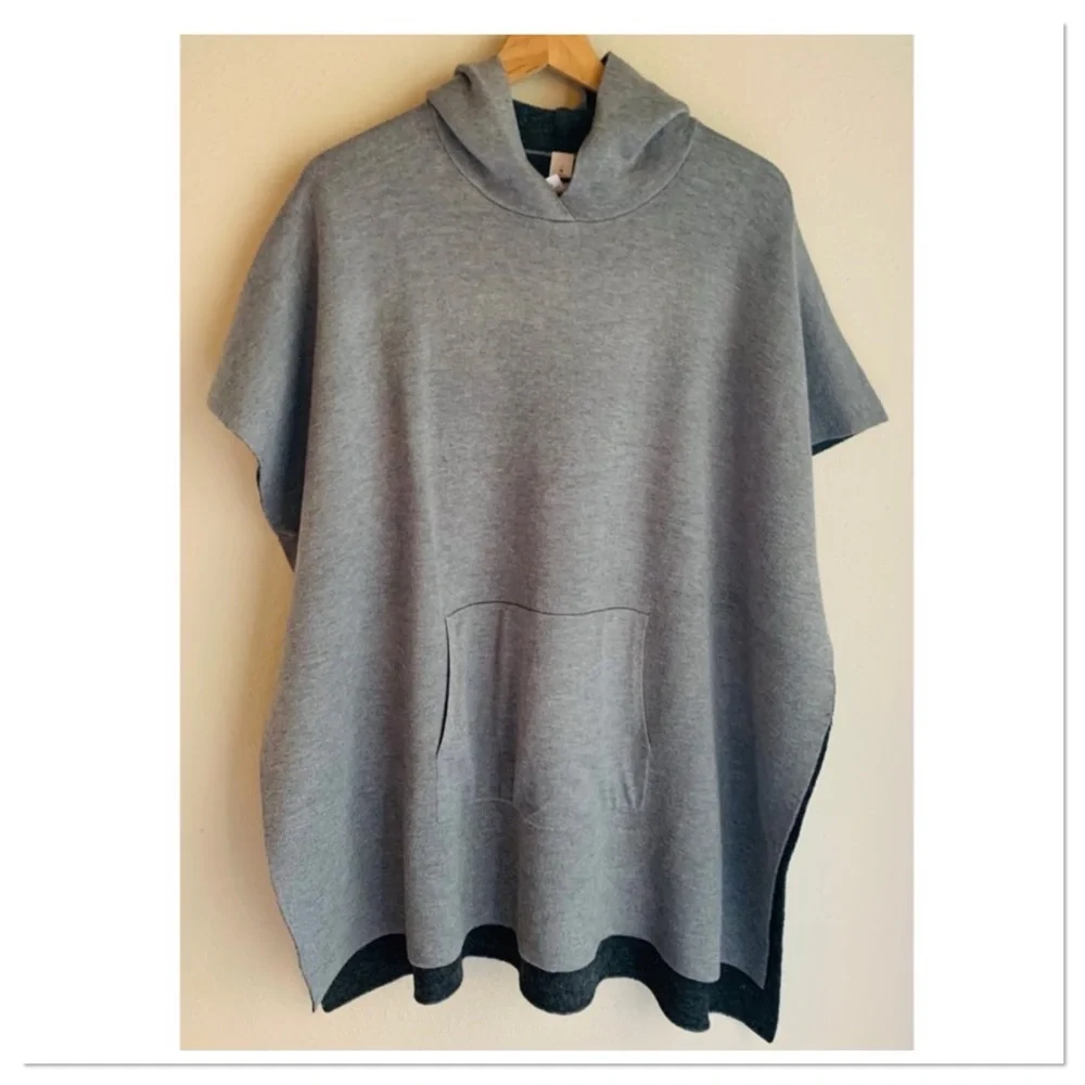 Lululemon All In A Day Hooded Cashmere Blend Poncho Gray One Size